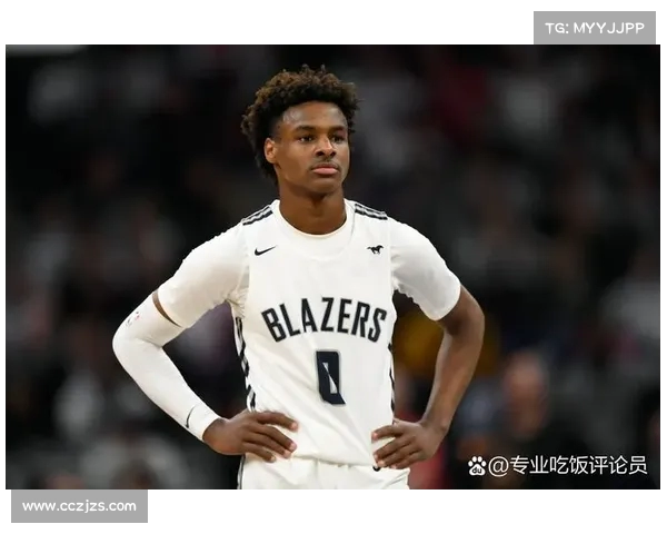 苏群:布朗尼克服心脏手术,投身NBA赛场展现非凡勇气 苏群:布朗尼克服心脏手术,投身NBA赛场展现非凡勇气